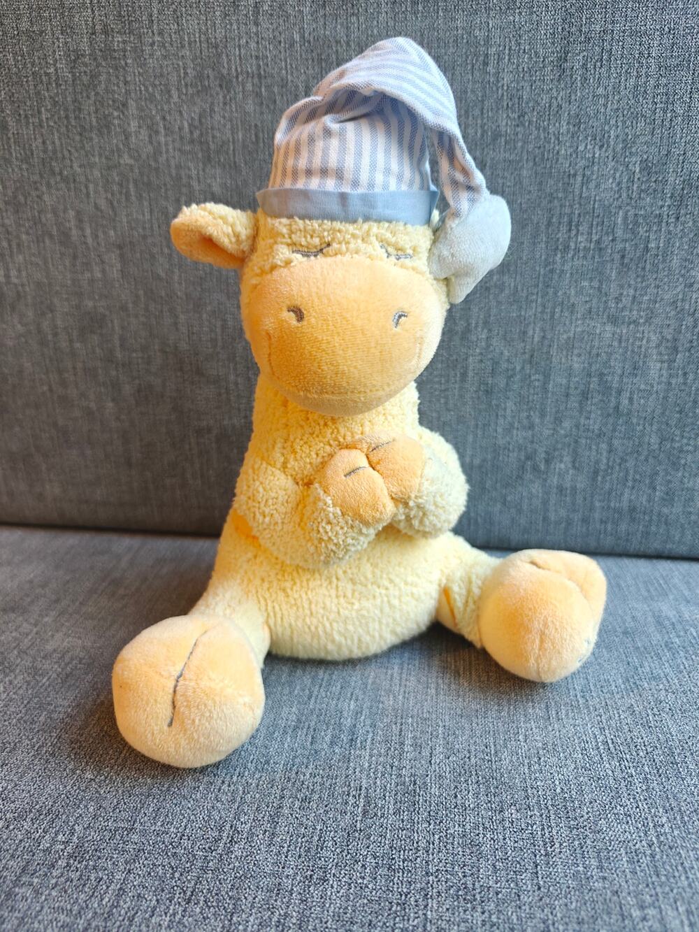 Vintage Kids II Bright Inspirations Plush Giraffe Musical Talking Prayer Toy